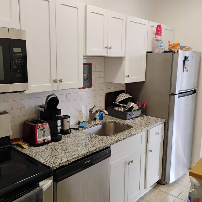 Apartment for rent at 273 Hudson Ave, Albany, NY 12210