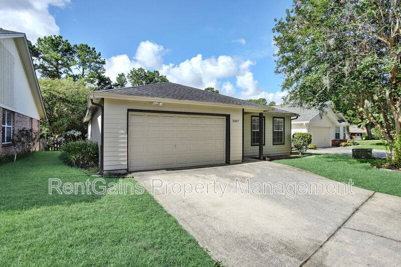 House for rent at 2067 Wax Myrtle, Orange Park, FL 32073