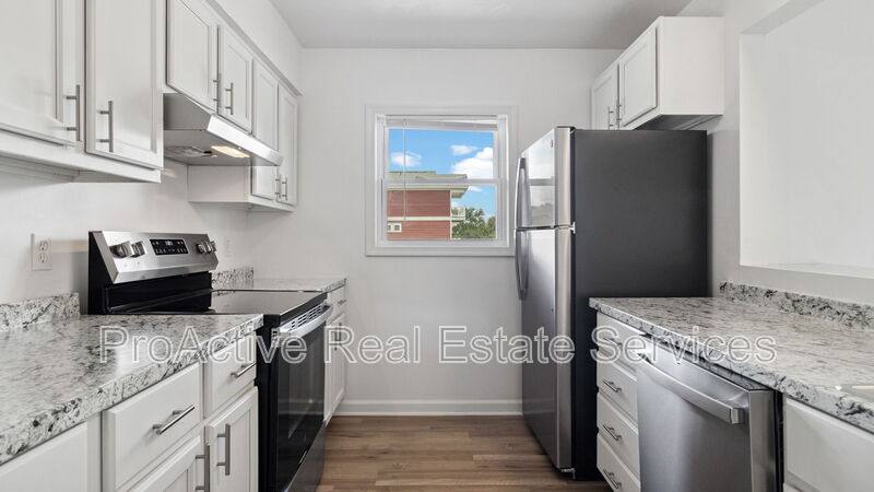Apartment for rent at 9527 3rd Bay St, Norfolk, VA 23518