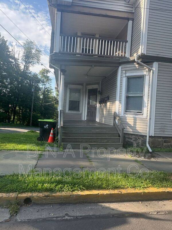 Apartment for rent at 501 Thomas St #4, Stroudsburg, PA 18360