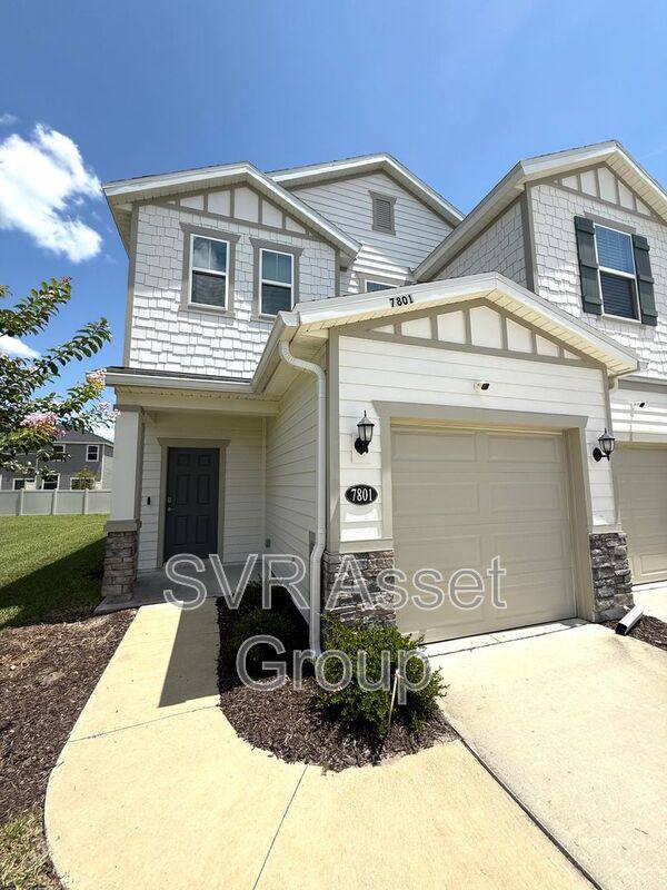 Townhouse for rent at 7801 Merchants Way, Jacksonville, FL 32222