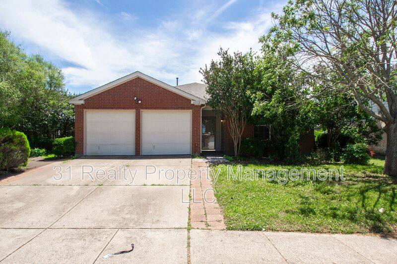 House for rent at 4512 Blue Jay Lane, Sherman, TX 75092
