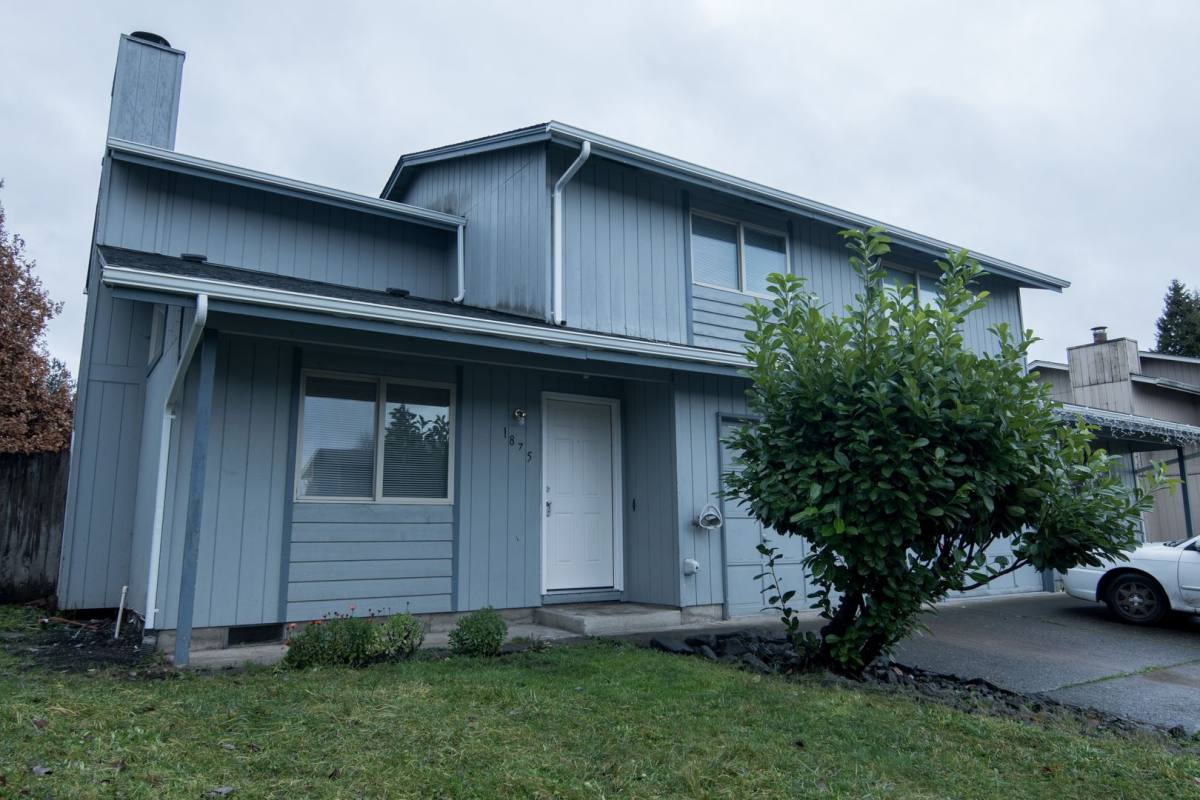 House for rent at 1875 14th St, Springfield, OR 97477