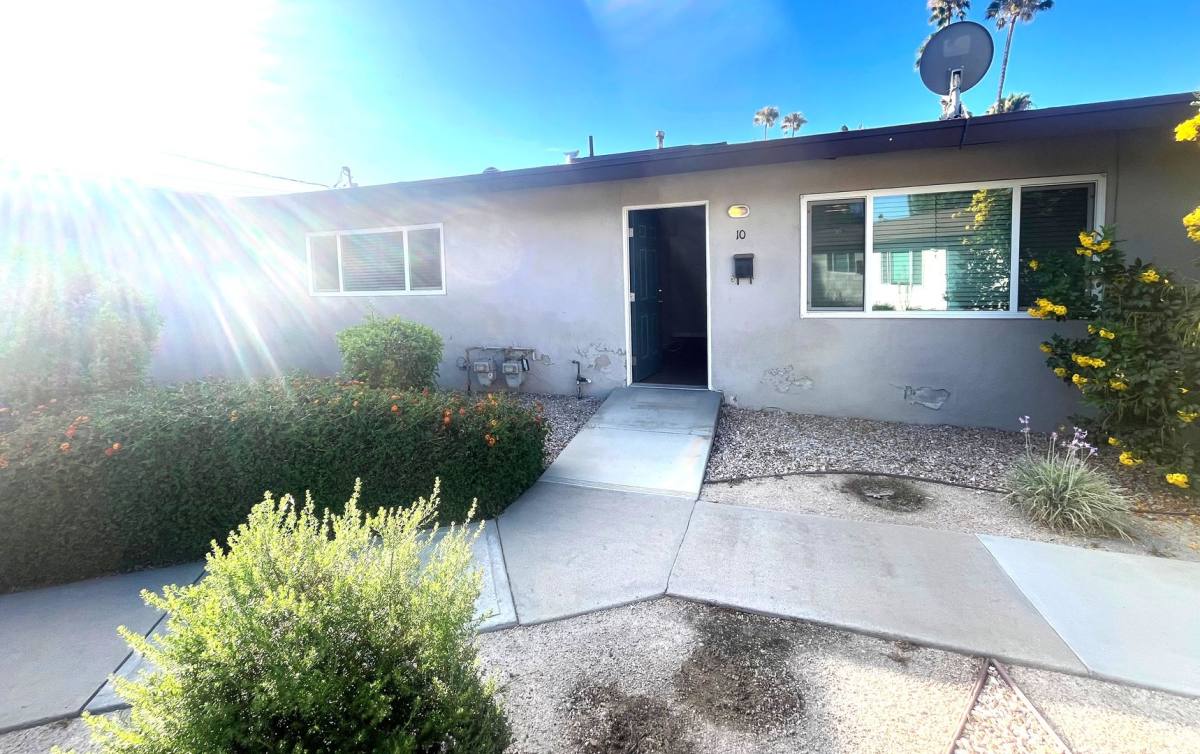 Apartment for rent at 70 N San Mateo St, Redlands, CA 92373