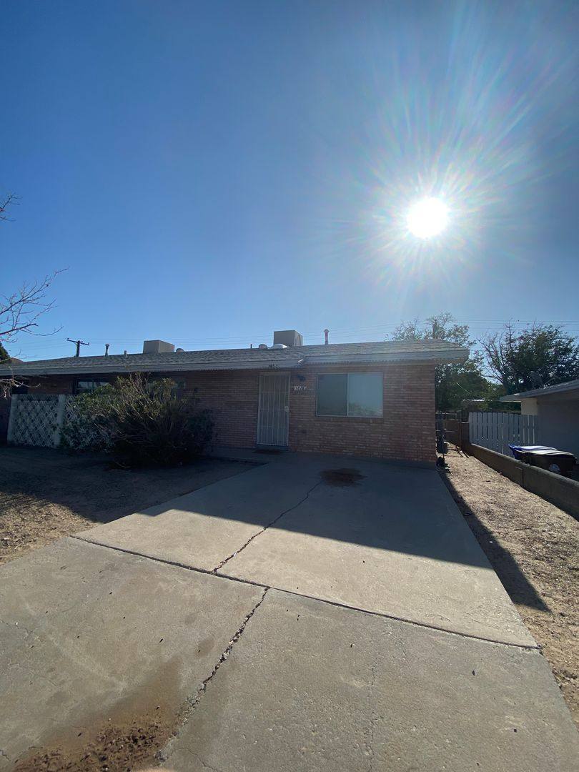 Apartment for rent at 1825 Payne St, Las Cruces, NM 88001