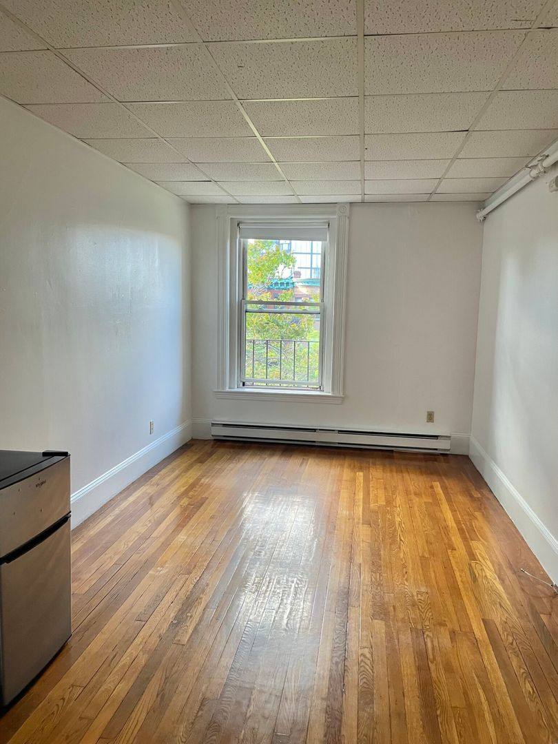 Apartment for rent at 854 Beacon St #14, Boston, MA 02215