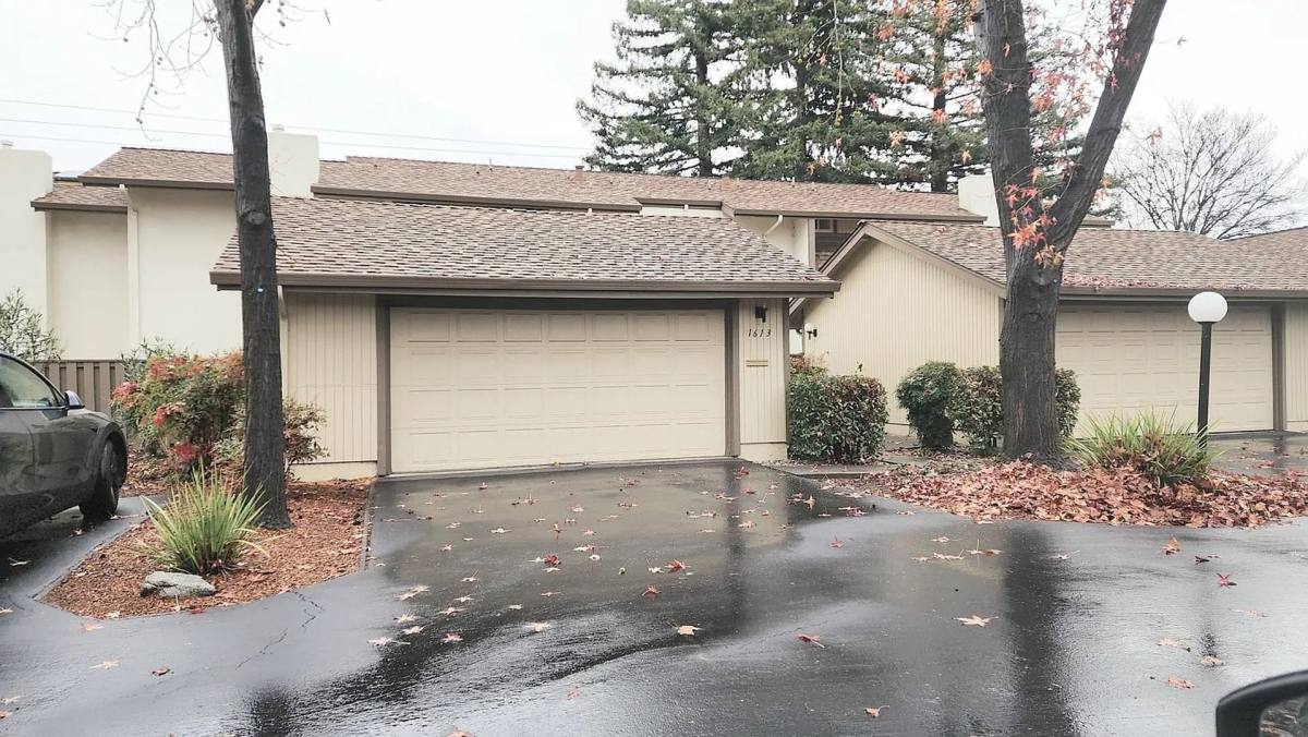 Townhouse for rent at 1613 Countrywood Court, Walnut Creek, CA 94598