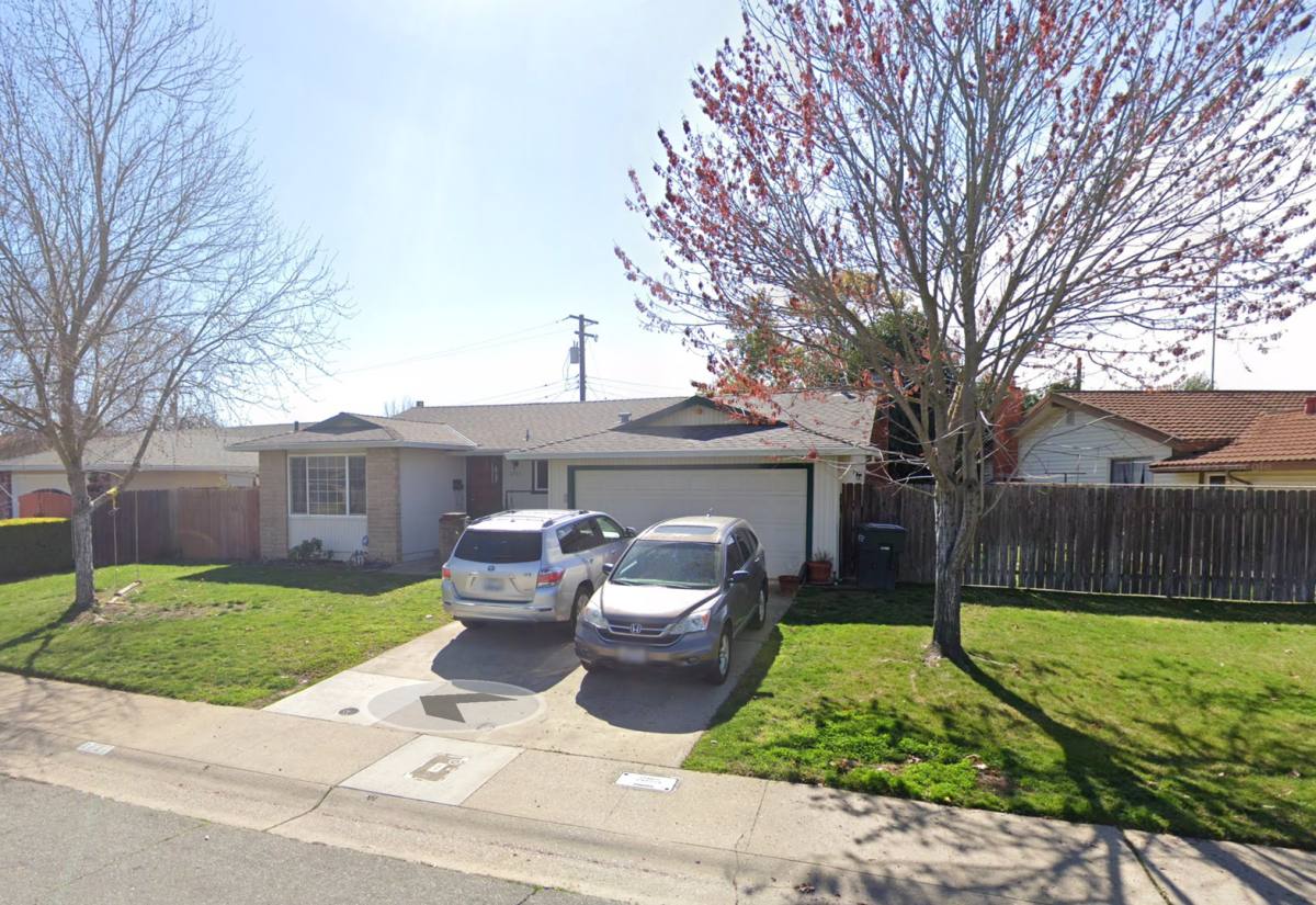 House for rent at 2727 Honey Suckle Way, Sacramento, CA 95826
