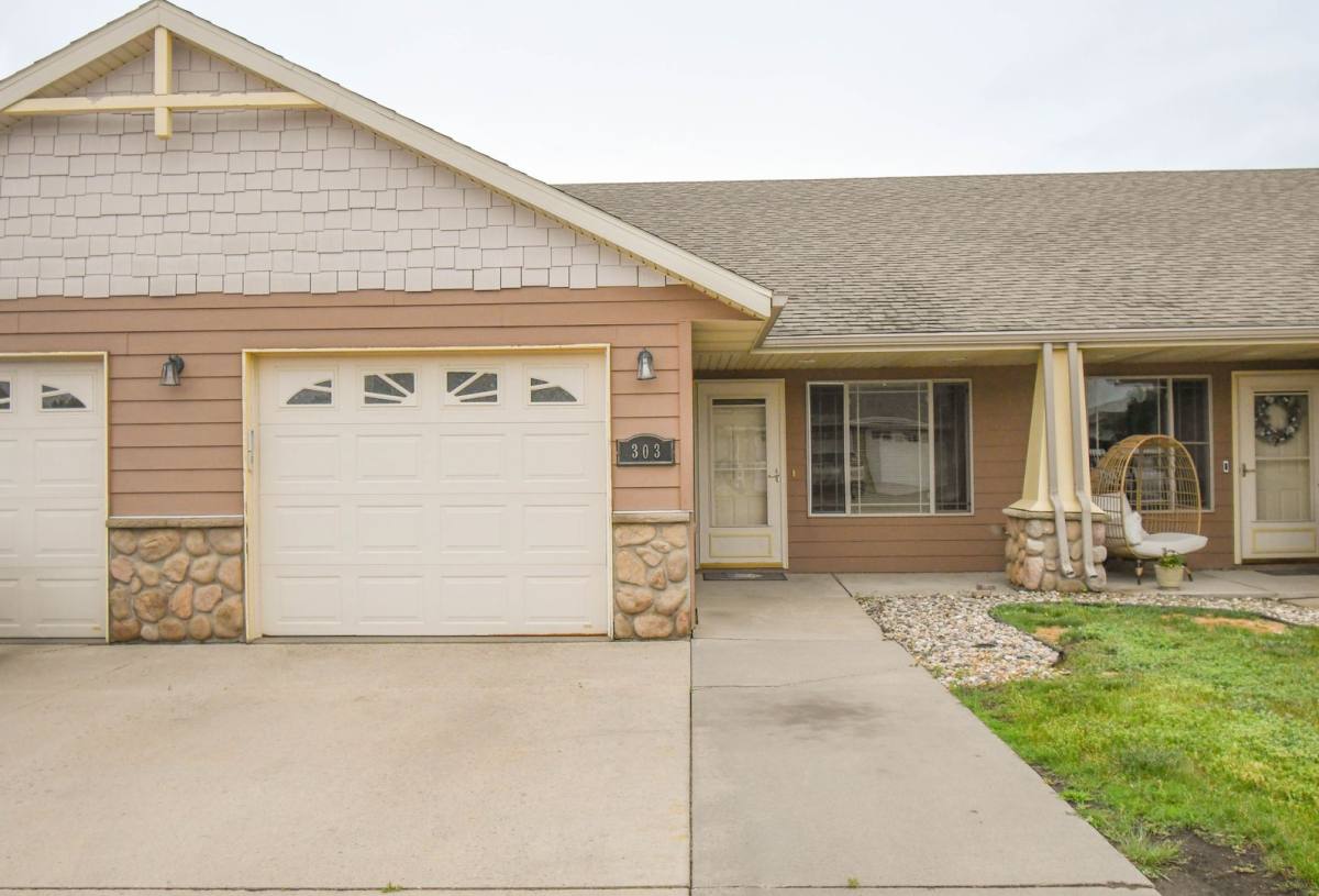 Townhouse for rent at 303 Scott Place, Tea, SD 57064