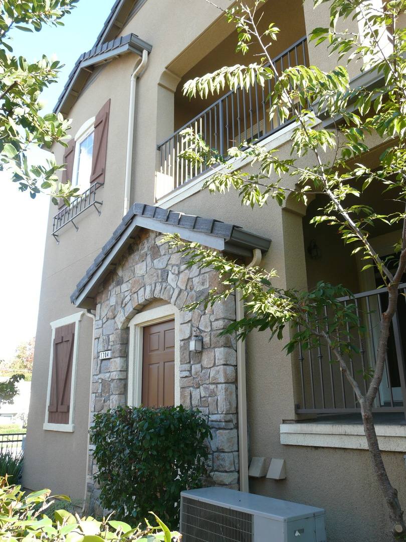Townhouse for rent at 1704 Lorient Terrace, San Jose, CA 95133