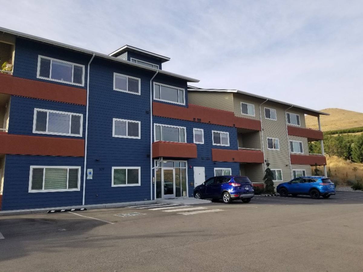 Apartment for rent at 809 S Emerson, Chelan, WA 98816