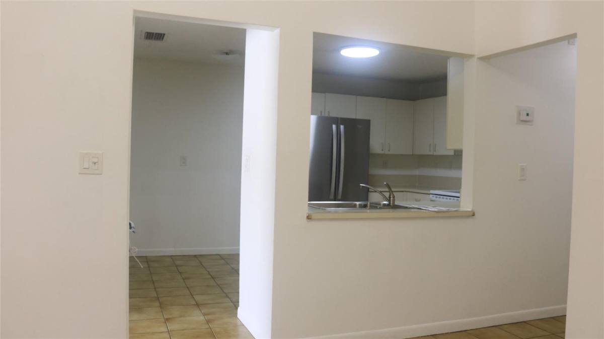 Townhouse for rent at 4105 NW 78th Terrace, Coral Springs, FL 33065