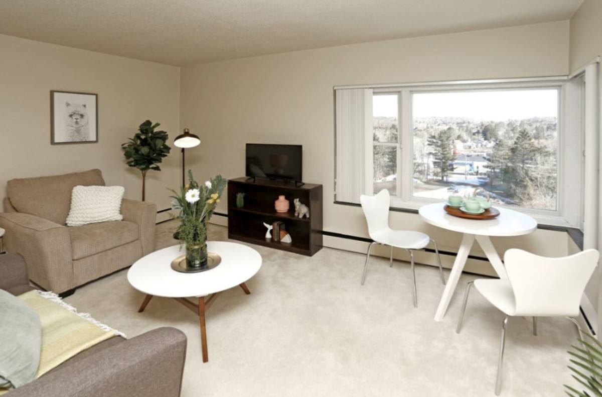 Apartment for rent at 100 Elizabeth St, Duluth, MN 55803