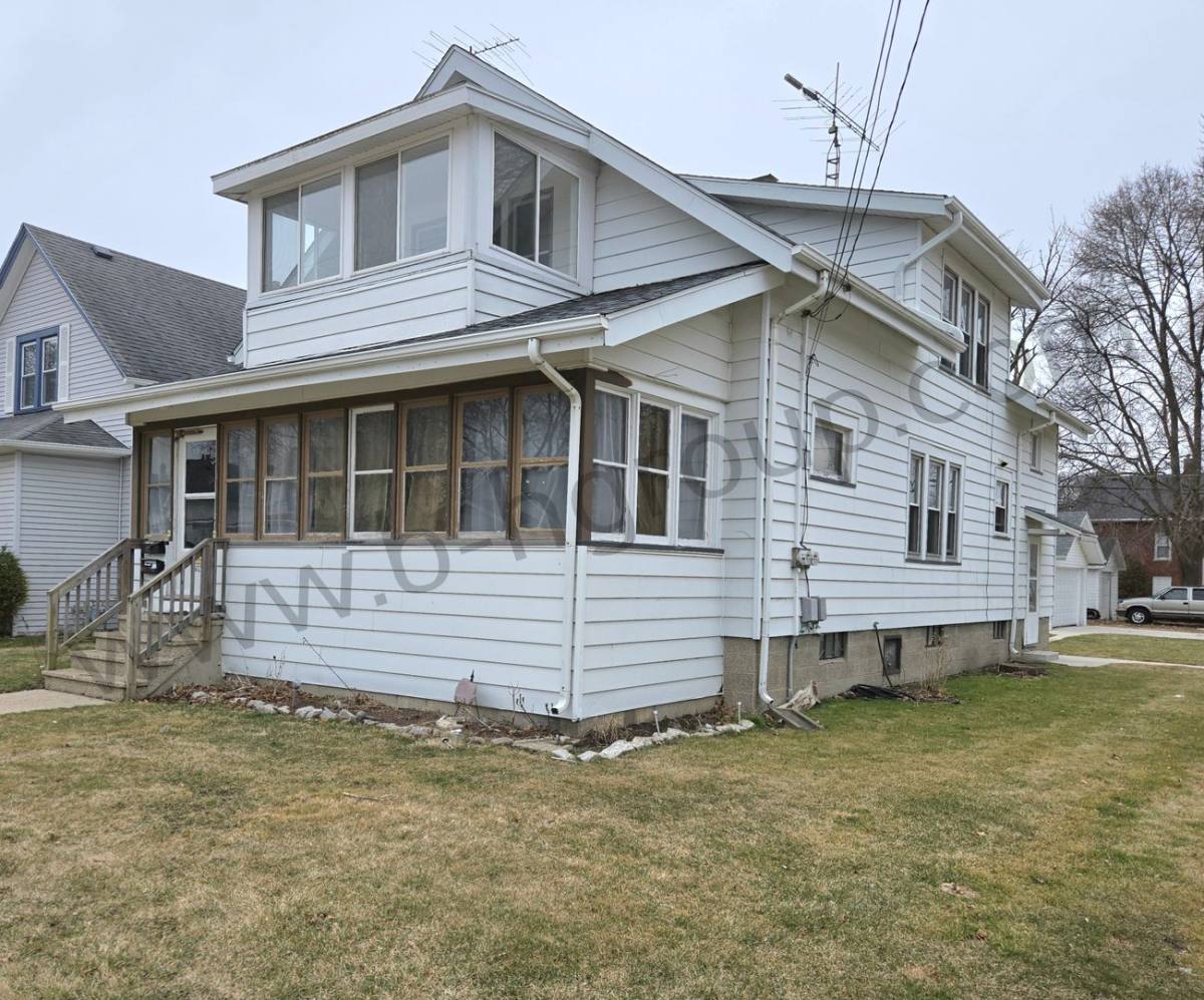 Apartment for rent at 6602 29th Ave, Kenosha, WI 53143
