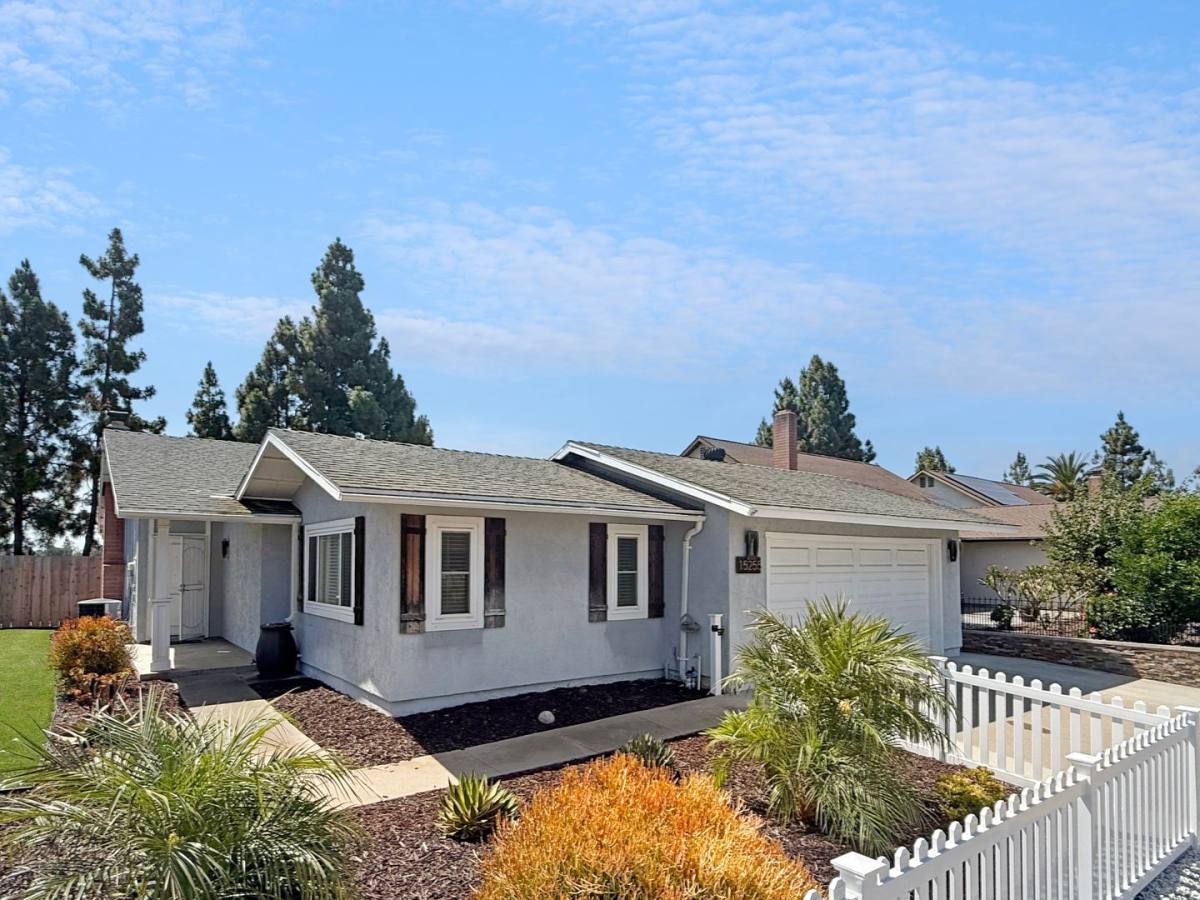 House for rent at 15255 Socorro Way, San Diego, CA 92129