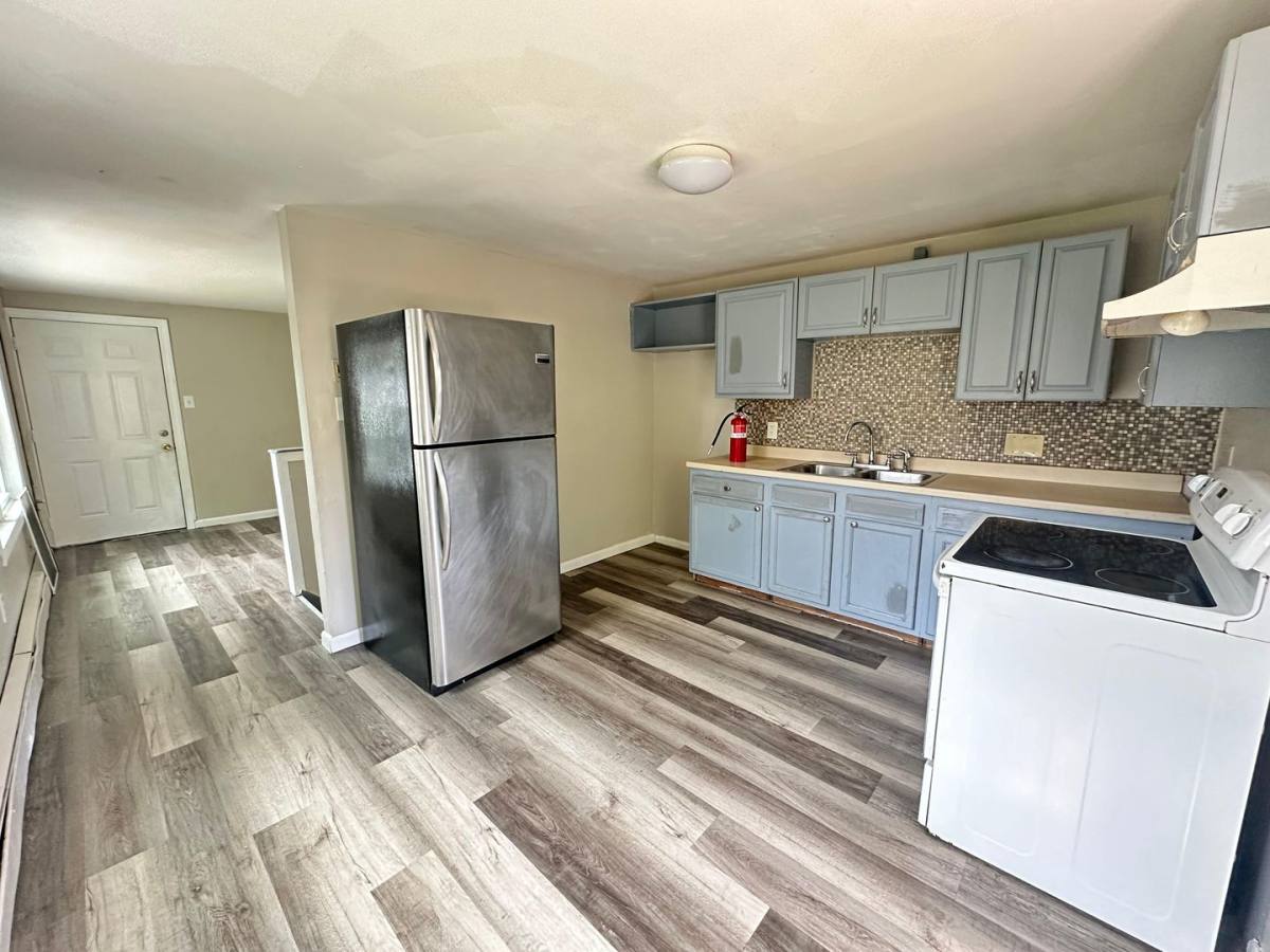 Apartment for rent at 120 Orchard St, Springfield, MA 01107
