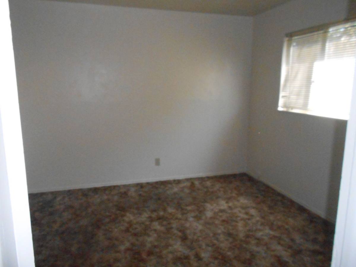 Apartment for rent at 1032 State St, Redding, CA 96001