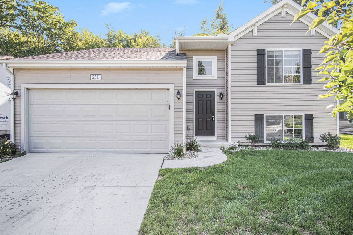 House for rent at 6358 Vine Leaf Dr, Allendale, MI 49401