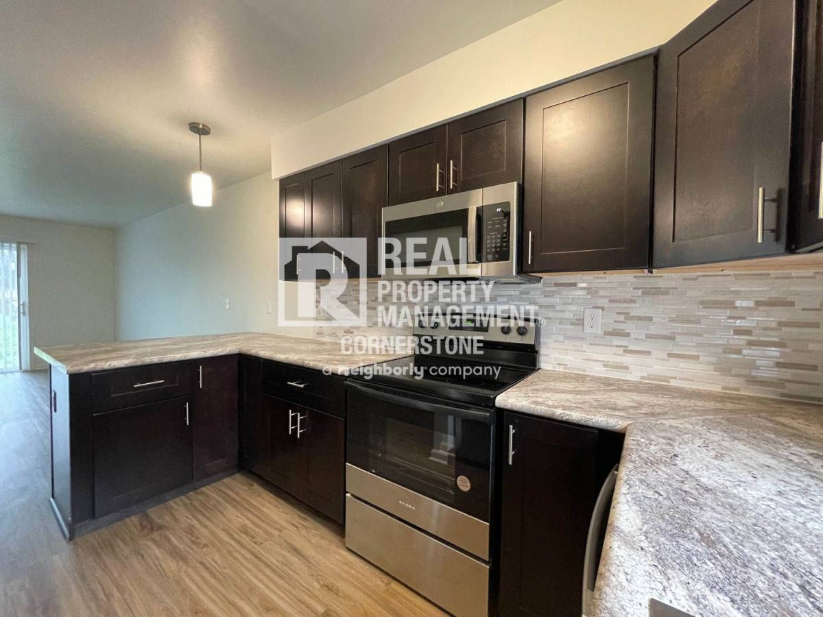 Townhouse for rent at 5711 E G Ave, Kalamazoo, MI 49004