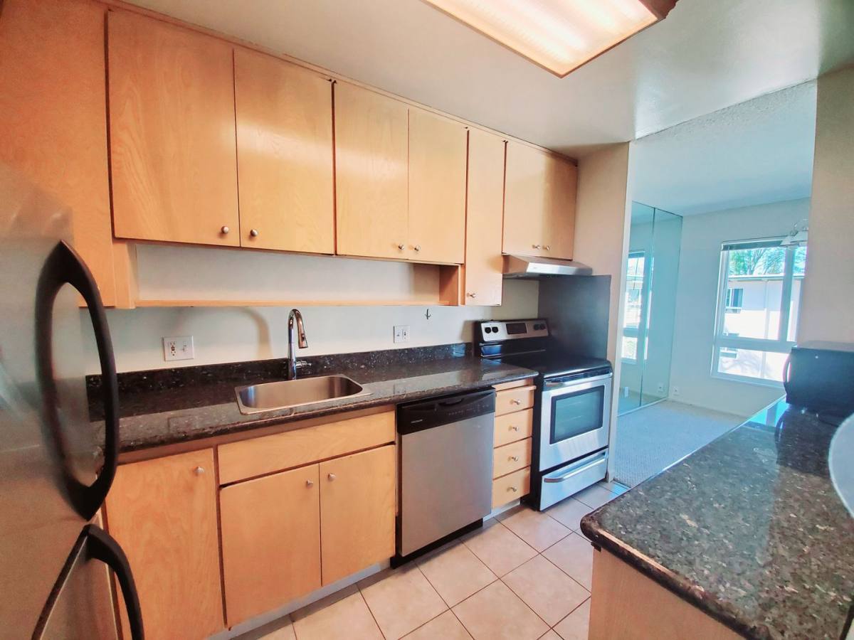 Apartment for rent at 821 N Humboldt St, San Mateo, CA 94401