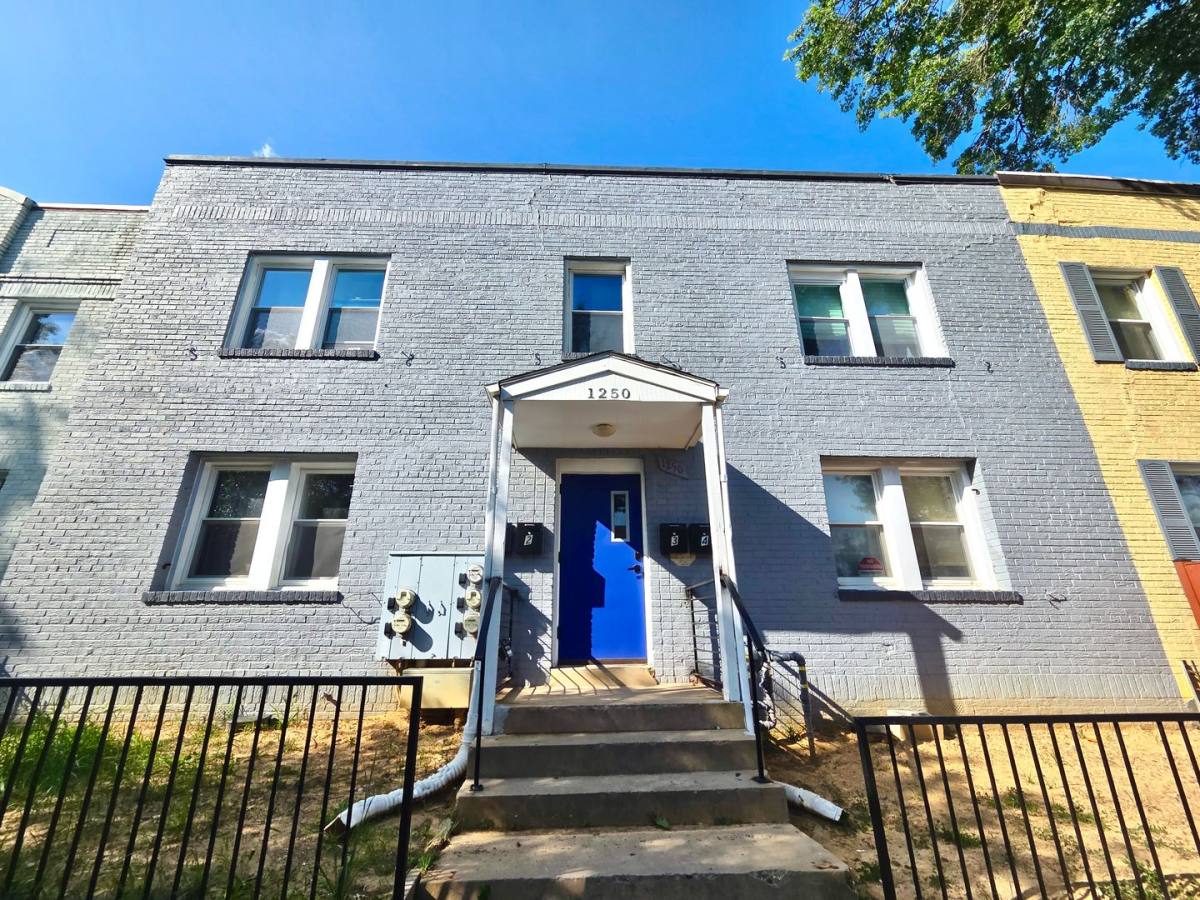Apartment for rent at 1250 Queen St NE #2, Washington, DC 20002