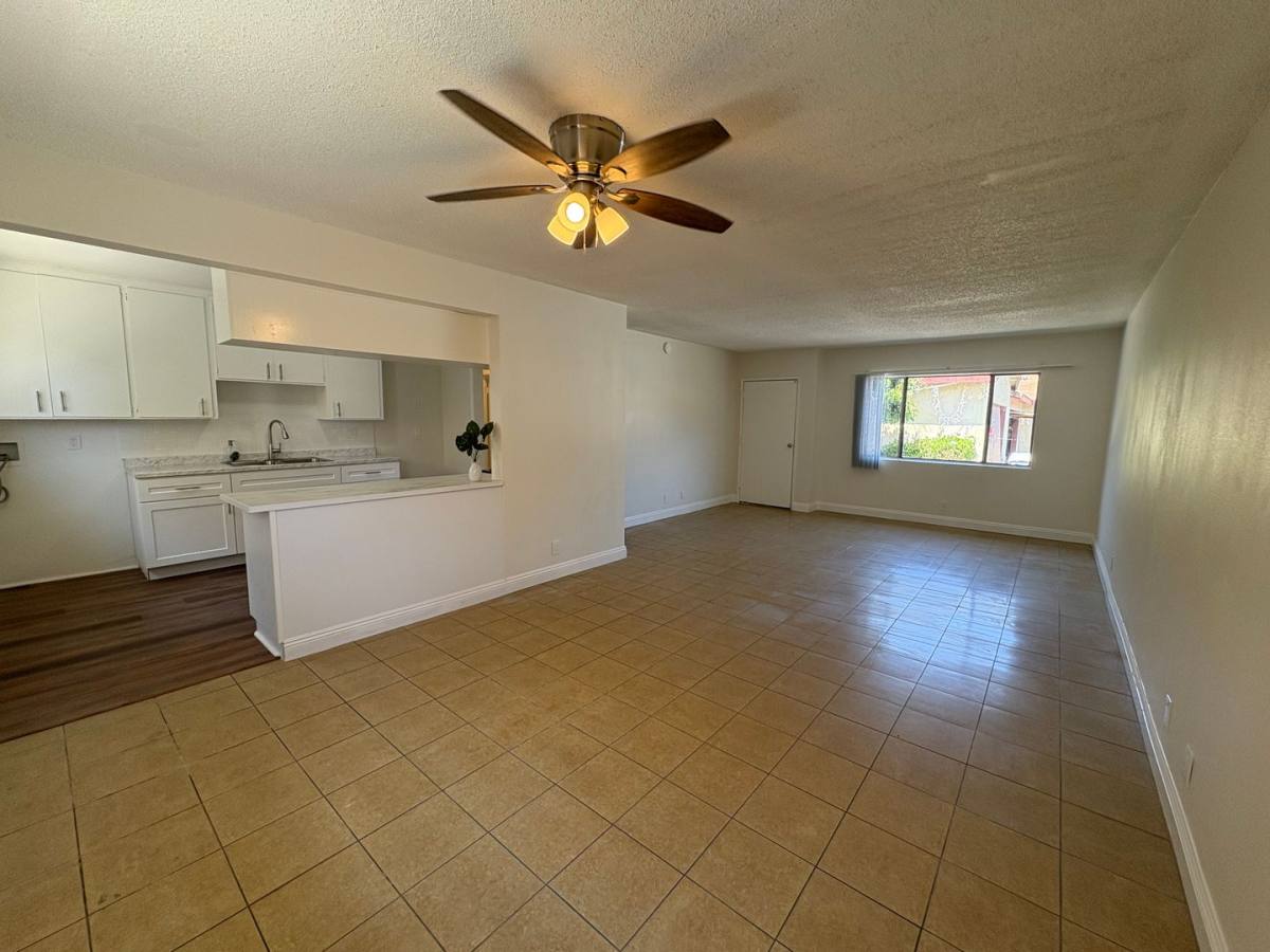 Apartment for rent at 13612-24 1 2 Doty Ave, Hawthorne, CA 90250