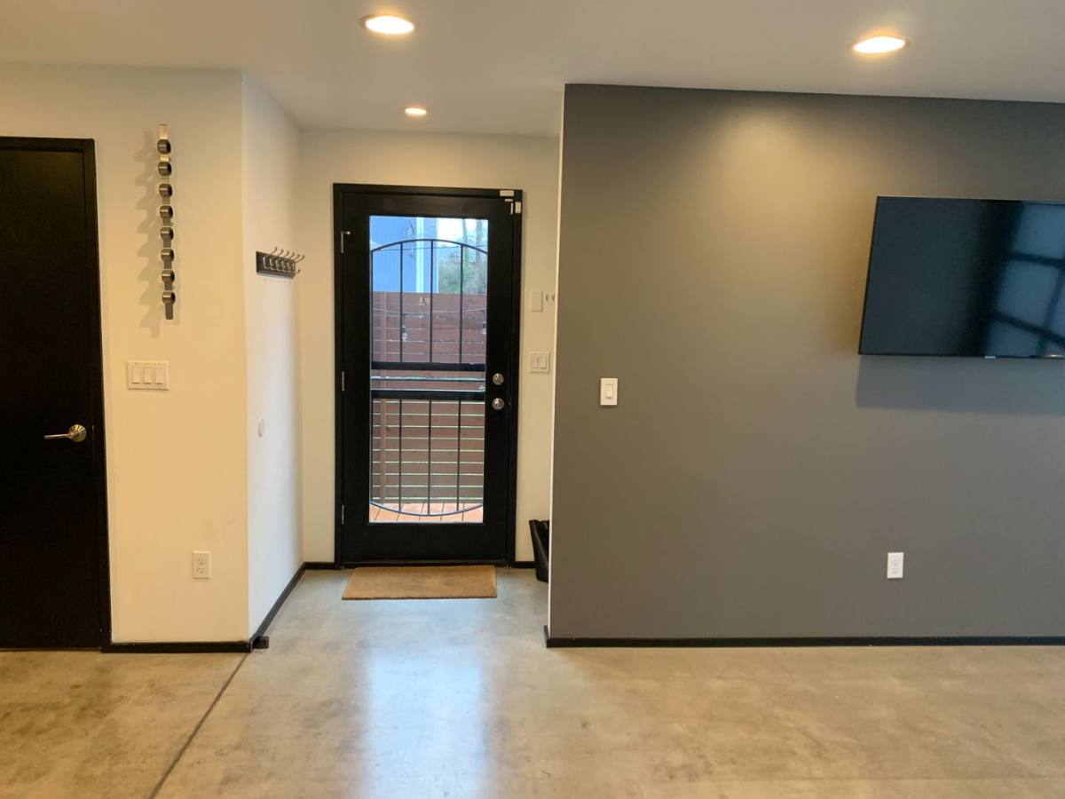 Townhouse for rent at 545 S Sullivan St, Seattle, WA 98108