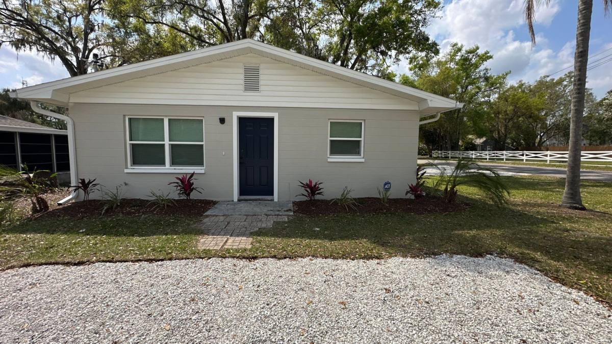 Apartment for rent at 5109 9th St, Zephyrhills, FL 33542
