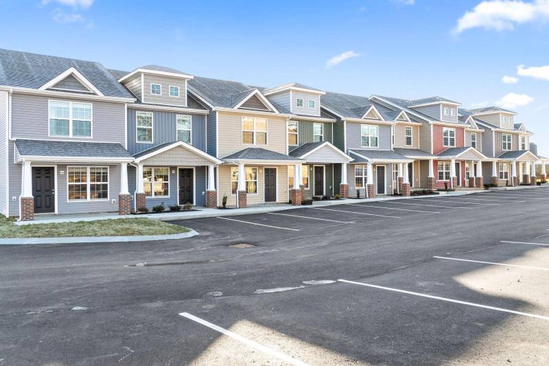Townhouse for rent at 638 Stowe Court, Clarksville, TN 37040