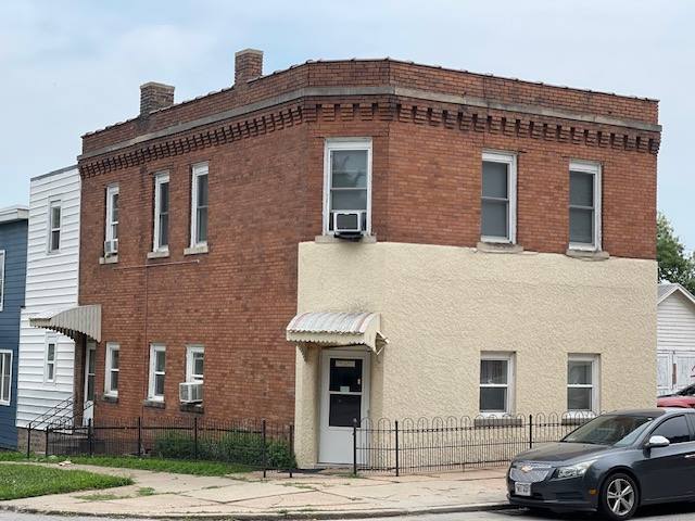 Apartment for rent at 5401 S 32nd St #2, Omaha, NE 68107