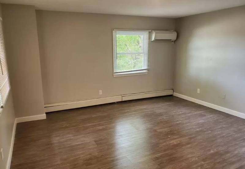 Apartment for rent at 3567 Kimberly Downs Rd #10, Davenport, IA 52807