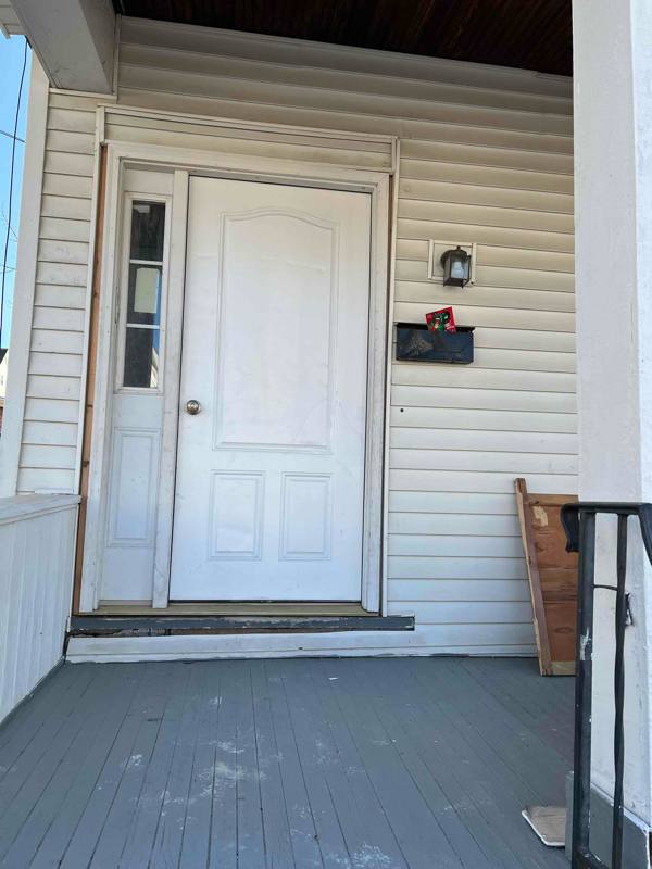 Apartment for rent at 27 Wilson Ave, Amsterdam, NY 12010