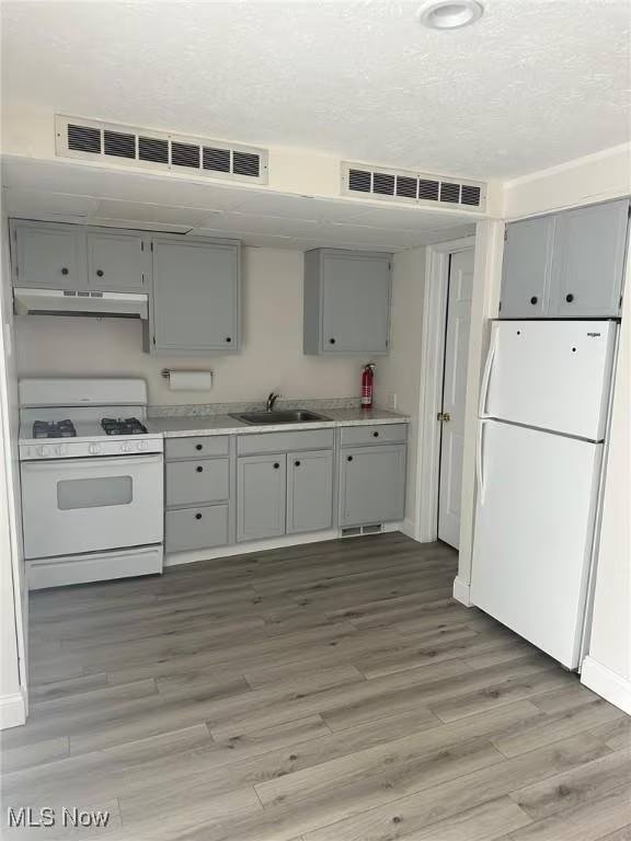 Apartment for rent at 1651 Mentor Ave #4000, Painesville, OH 44077