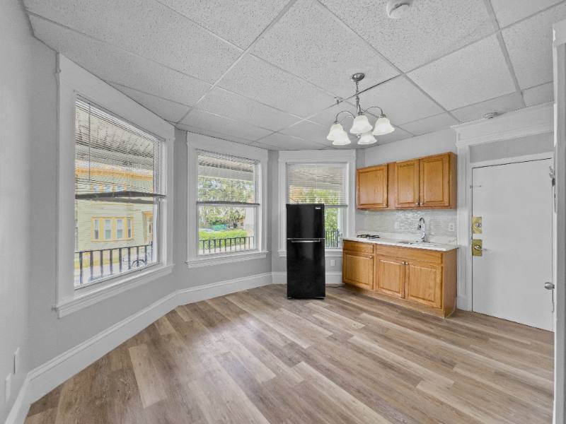 Apartment for rent at 8 Green St #9, Lawrence, MA 01841