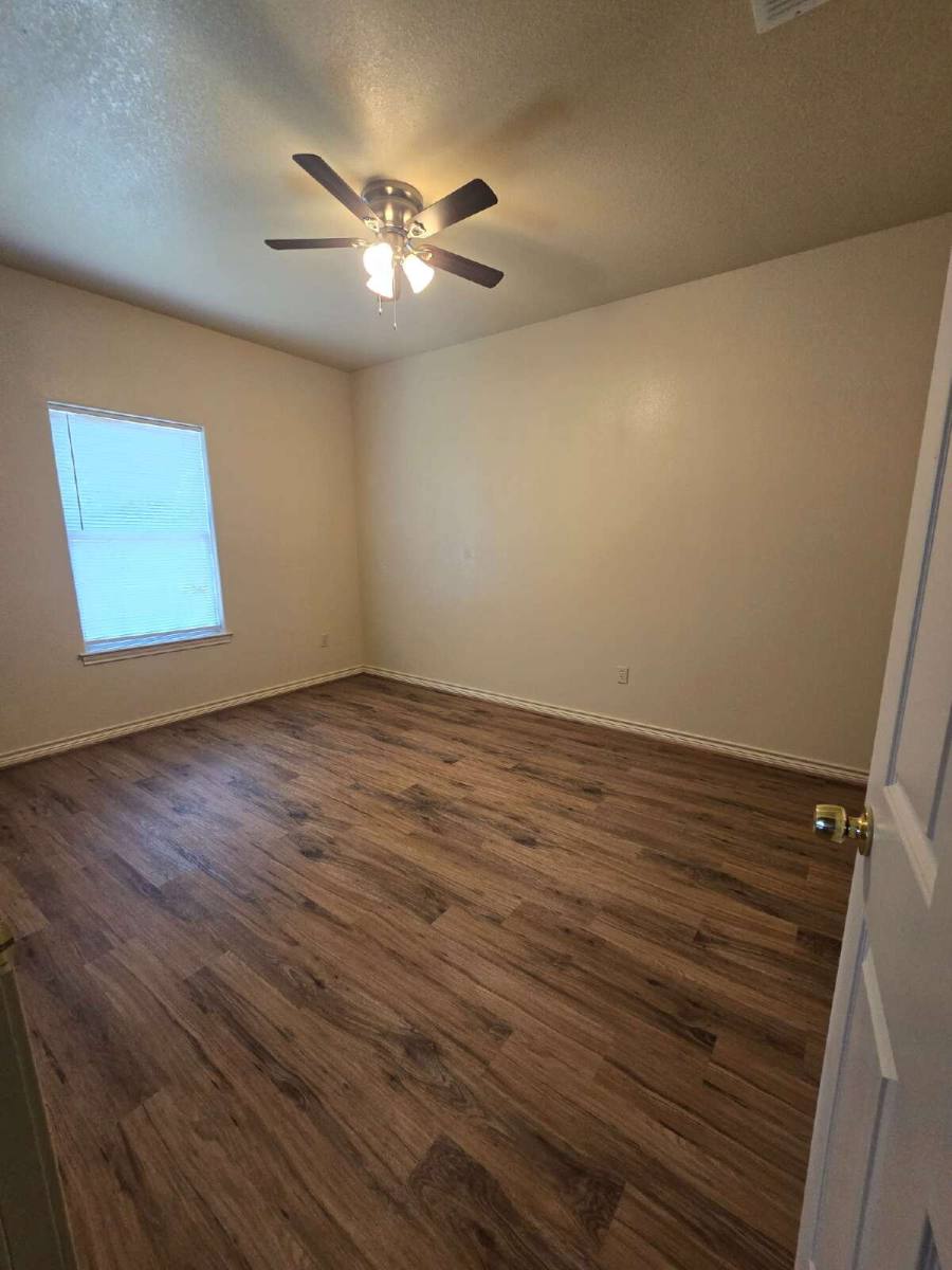 Townhouse for rent at 3711 Mandy Dr #2, Granbury, TX 76048