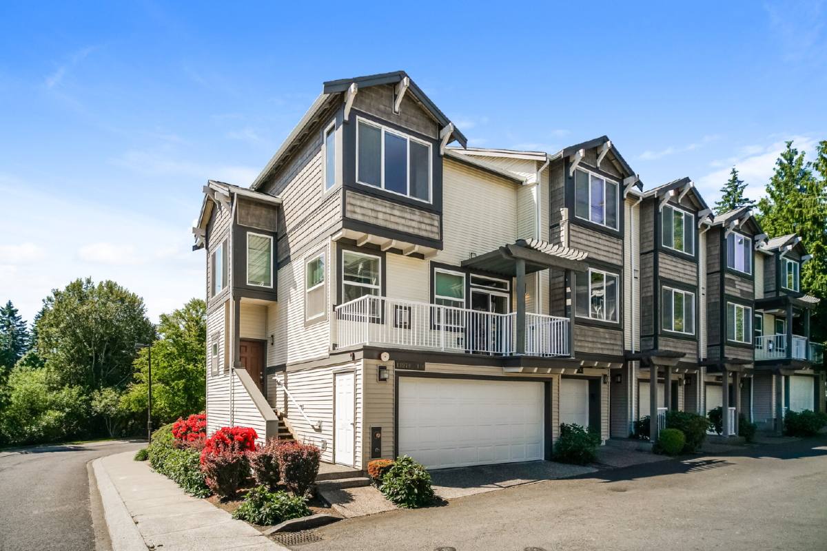 Apartment for rent at 13970 SW Scholls Ferry Rd #101, Beaverton, OR 97007