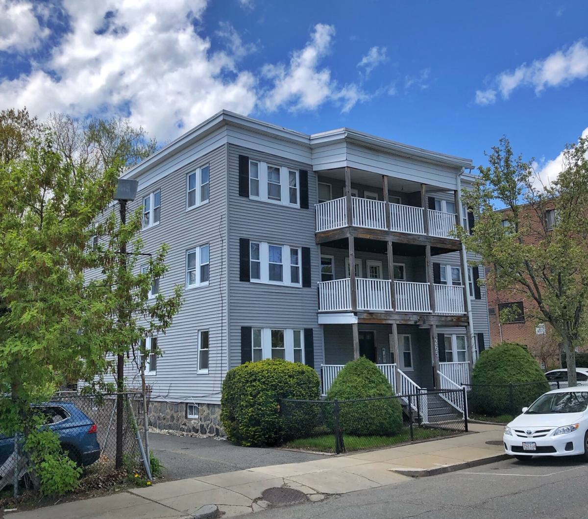 Apartment for rent at 265 Hyde Park Ave #3L, Jamaica Plain, MA 02130