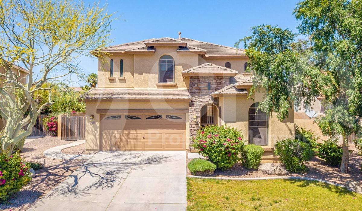 House for rent at 3318 E Pinot Noir Ave, Gilbert, AZ 85298