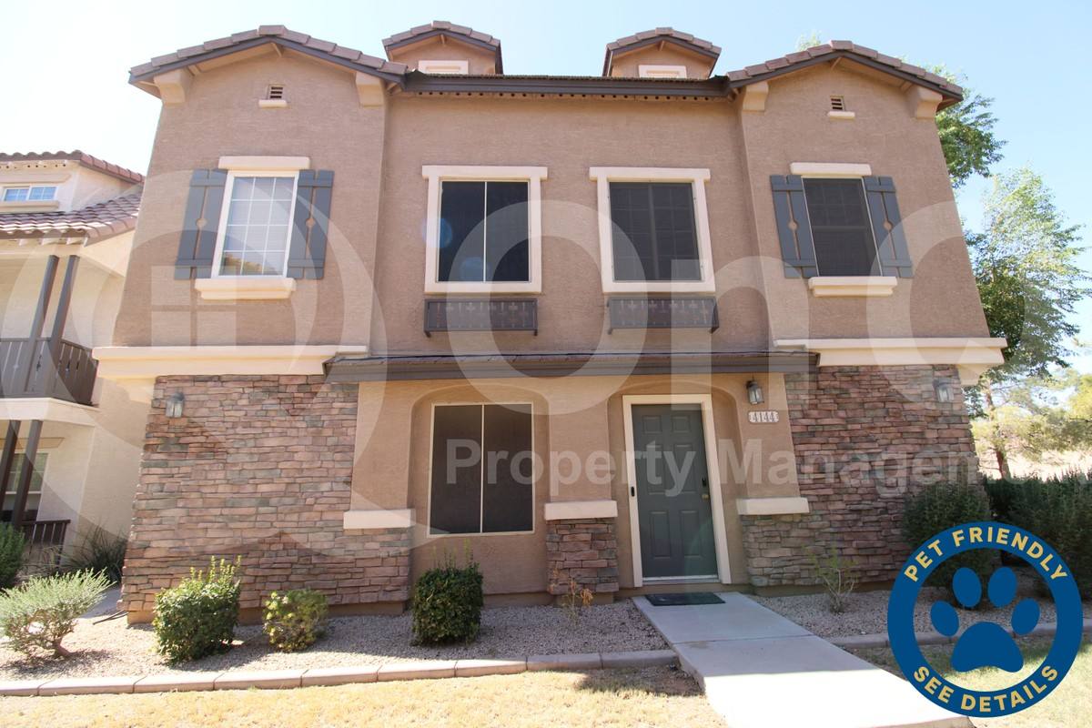 Townhouse for rent at 4144 E Jasper Dr, Gilbert, AZ 85296