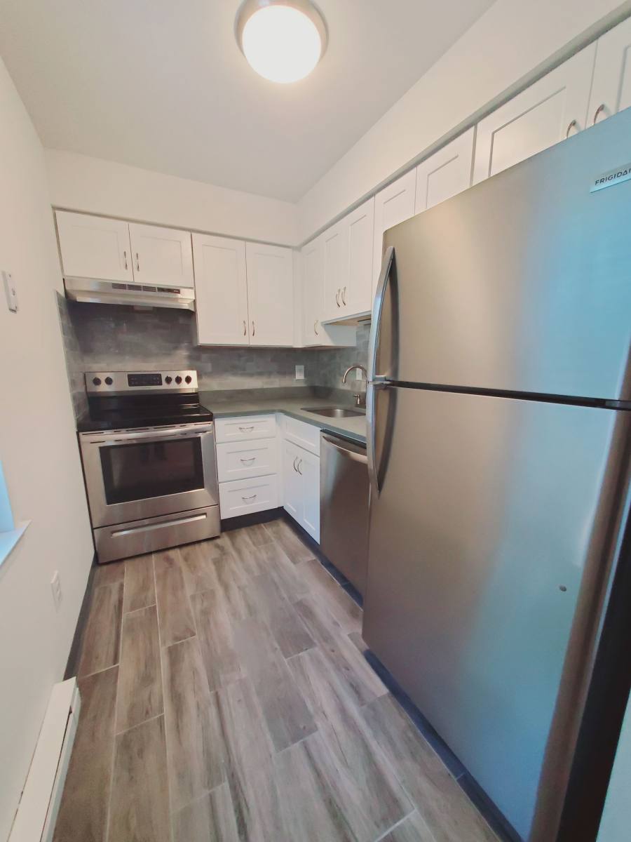 House for rent at 696 Hope St, Stamford, CT 06907