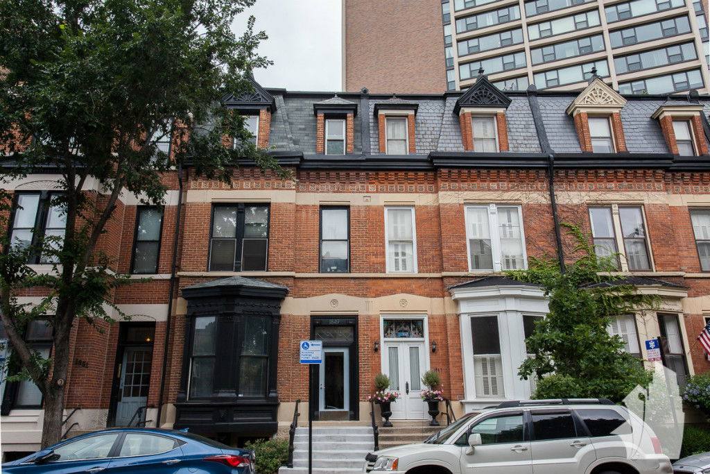 Apartment for rent at 1849 N Lincoln Ave #3, Chicago, IL 60614