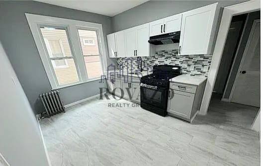 Apartment for rent at 25 Underwood St #1L, Newark, NJ 07106