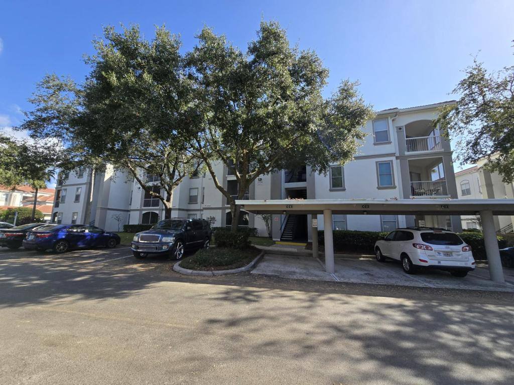 Condo for rent at 2729 Maitland Crossing Way #1-206, Orlando, FL 32810