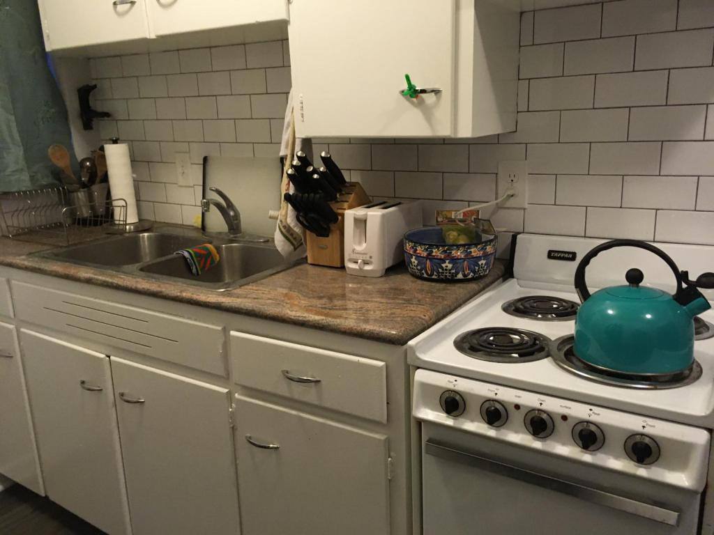 House for rent at 115 S Lincoln St #115 A, Denver, CO 80209
