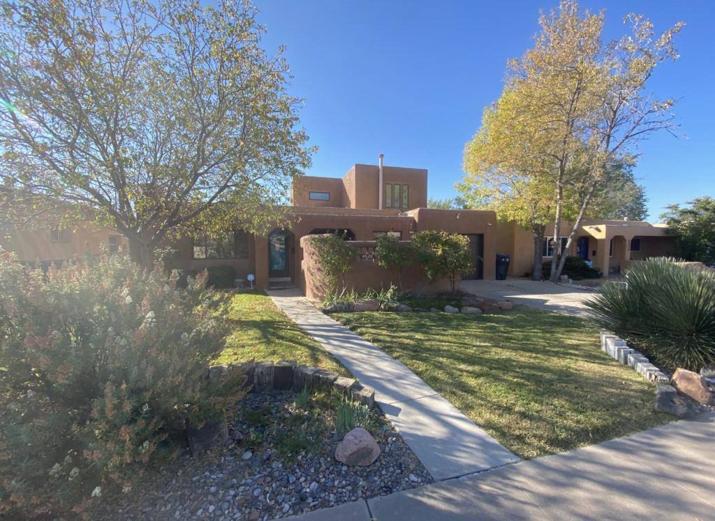House for rent at 4628 Robin NE, Albuquerque, NM 87110