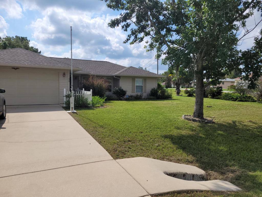 House for rent at 32 Redwood Track Radial, Ocala, FL 34472