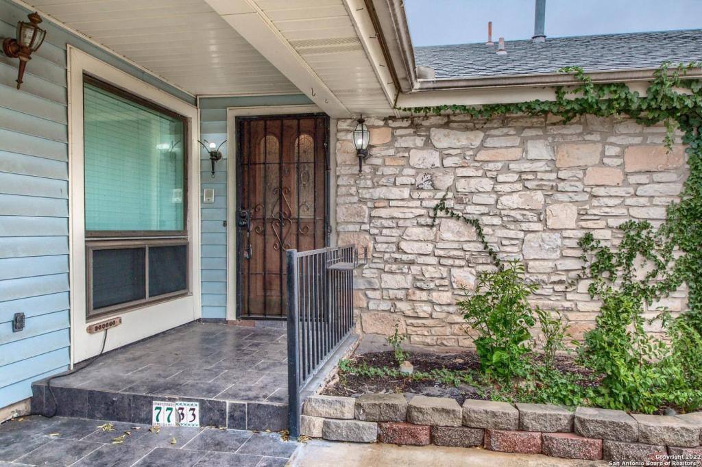 House for rent at 7733 Dry Canyon Trail, San Antonio, TX 78233