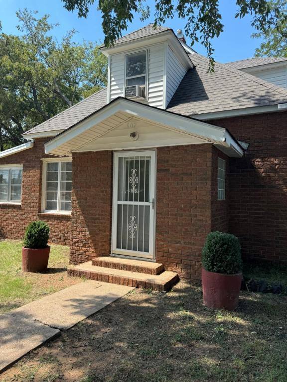 House for rent at 902 S Jefferson St, Stillwater, OK 74074