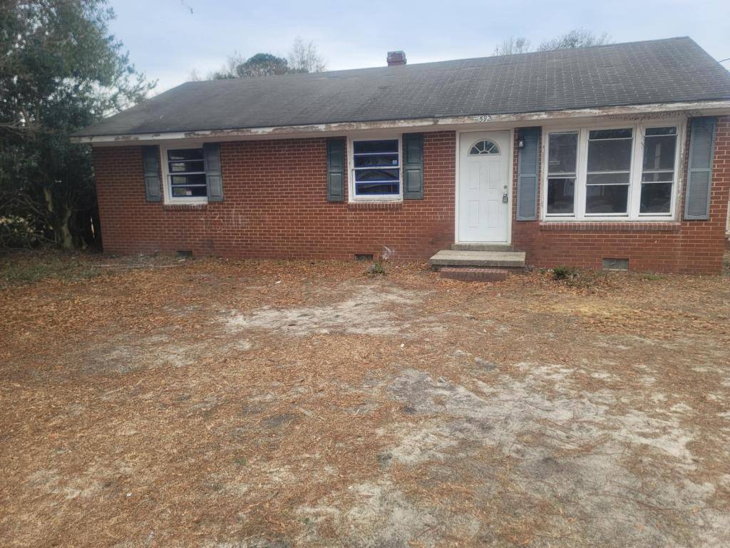 House for rent at 1592 Eureka Ave, Fayetteville, NC 28311