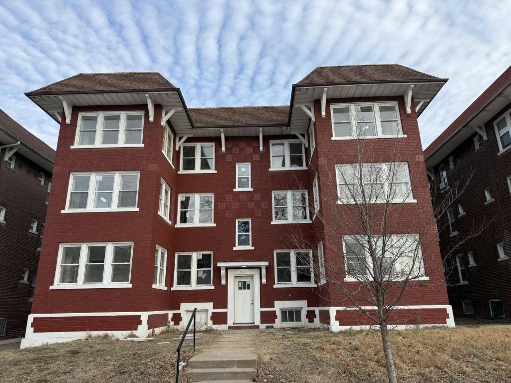 Apartment for rent at 5909 Cates Ave #W3, Saint Louis, MO 63112